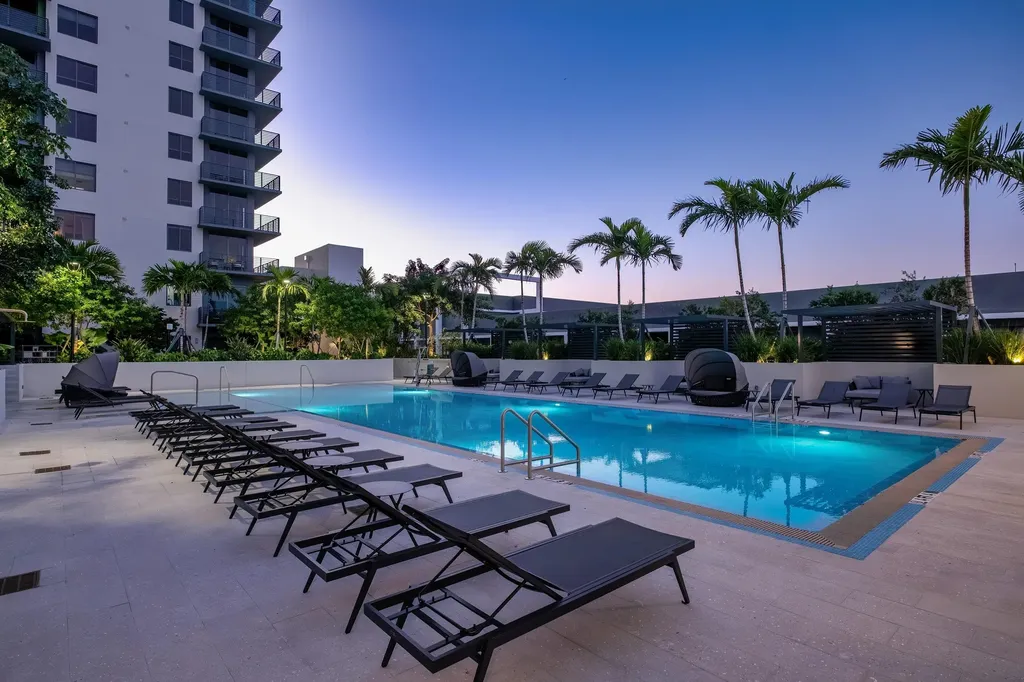 600 N Andrews Avenue Fort Lauderdale FL 33311