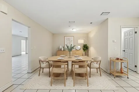 11351 NW 40th Place Sunrise FL 33323