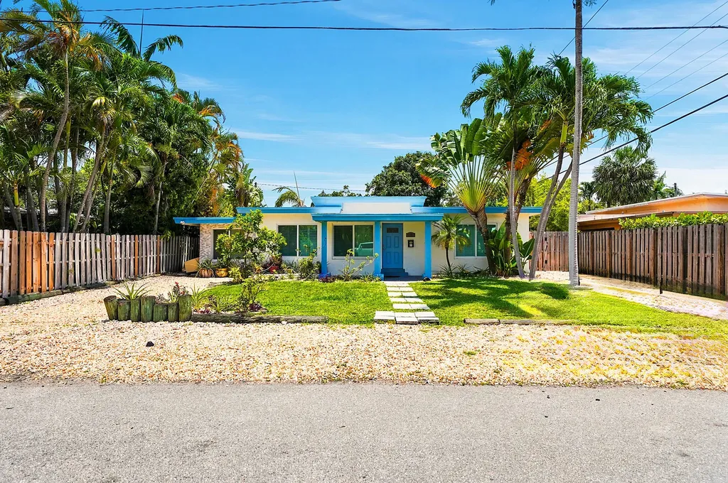 1777 NE 17th Street Fort Lauderdale FL 33305