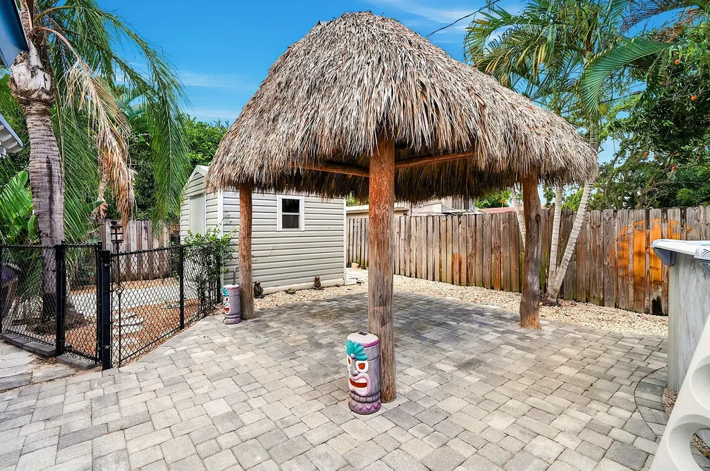 1777 NE 17th Street Fort Lauderdale FL 33305