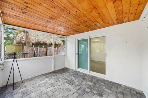 1777 NE 17th Street Fort Lauderdale FL 33305