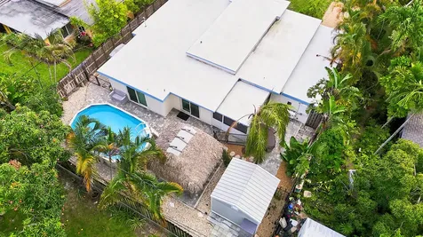 1777 NE 17th Street Fort Lauderdale FL 33305