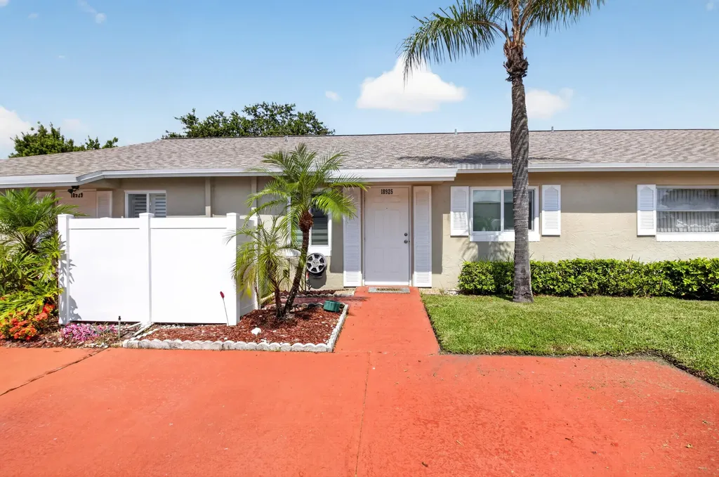 18925 Argosy Drive Boca Raton FL 33496