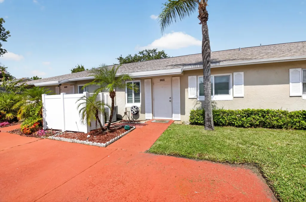 18925 Argosy Drive Boca Raton FL 33496