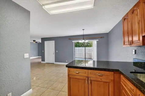 320 Woodland Road Palm Springs FL 33461
