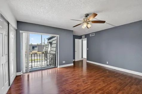 320 Woodland Road Palm Springs FL 33461