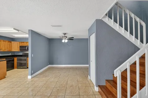 320 Woodland Road Palm Springs FL 33461