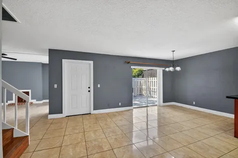320 Woodland Road Palm Springs FL 33461