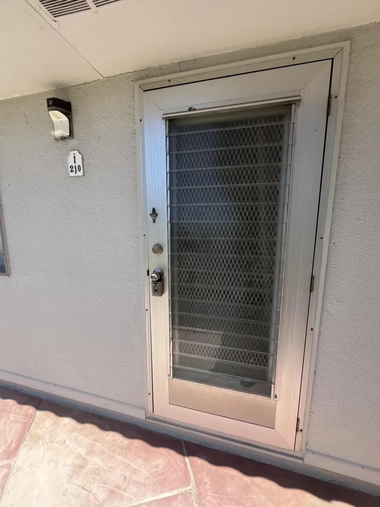 210 Valencia I Delray Beach FL 33446