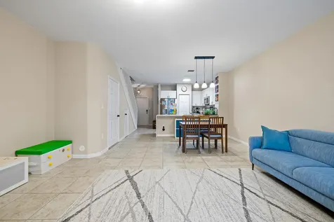 8313 Santa Monica Terrace Tamarac FL 33321