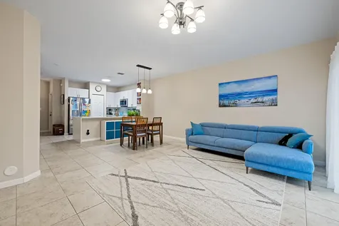 8313 Santa Monica Terrace Tamarac FL 33321