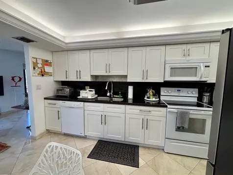 4900 N Ocean Boulevard Lauderdale By The Sea FL 33308