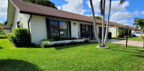 6209 Olivewood Circle Greenacres FL 33463