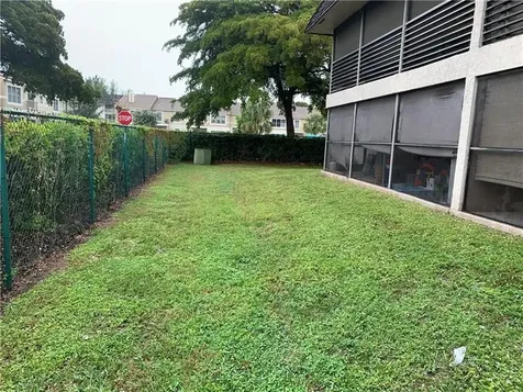2830 Riverside Drive Coral Springs FL 33065