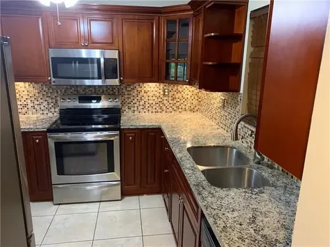 2830 Riverside Drive Coral Springs FL 33065