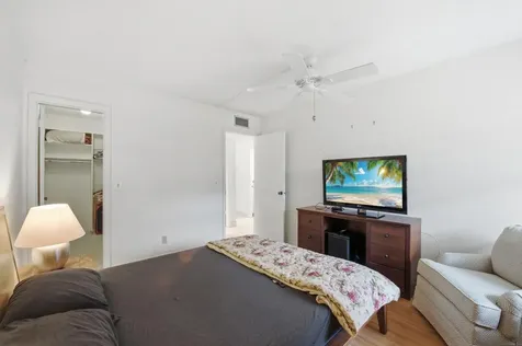 441 Burgundy J Delray Beach FL 33484