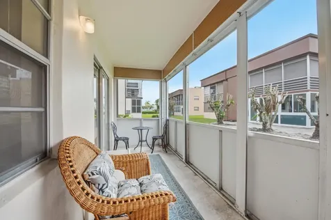 441 Burgundy J Delray Beach FL 33484