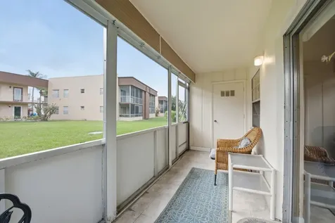 441 Burgundy J Delray Beach FL 33484