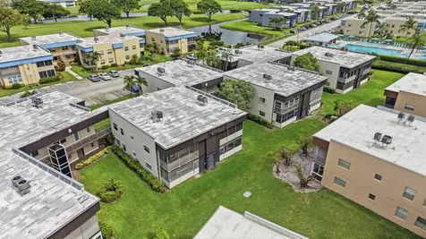 441 Burgundy J Delray Beach FL 33484