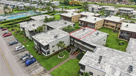 441 Burgundy J Delray Beach FL 33484