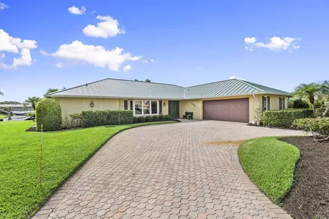 3374 SE Fairway E Stuart FL 34997