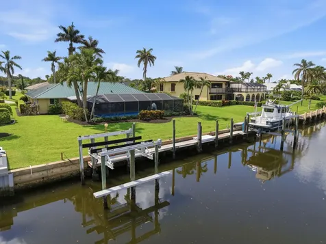 3374 SE Fairway E Stuart FL 34997
