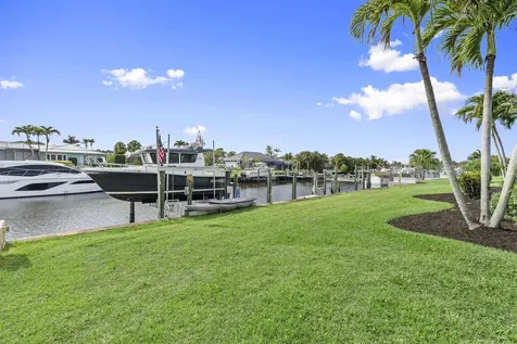 3374 SE Fairway E Stuart FL 34997