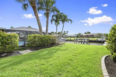 3374 SE Fairway E Stuart FL 34997