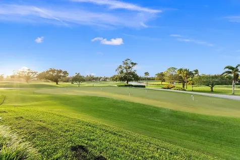 3374 SE Fairway E Stuart FL 34997