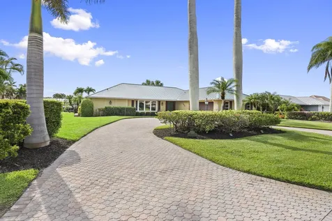 3374 SE Fairway E Stuart FL 34997