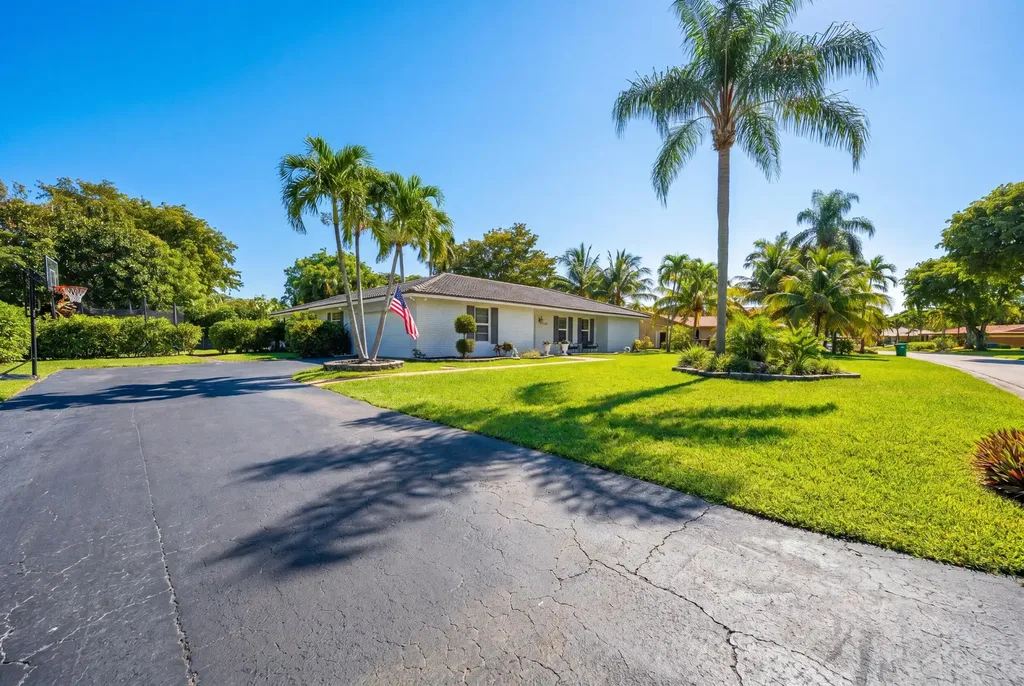 2651 NW 107th Avenue Coral Springs FL 33065