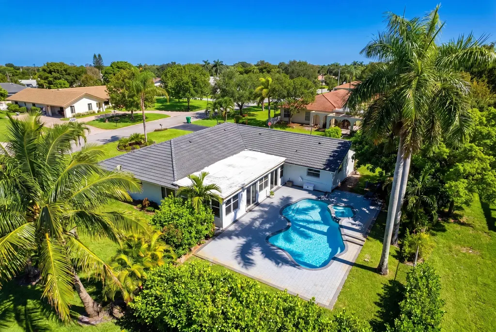 2651 NW 107th Avenue Coral Springs FL 33065