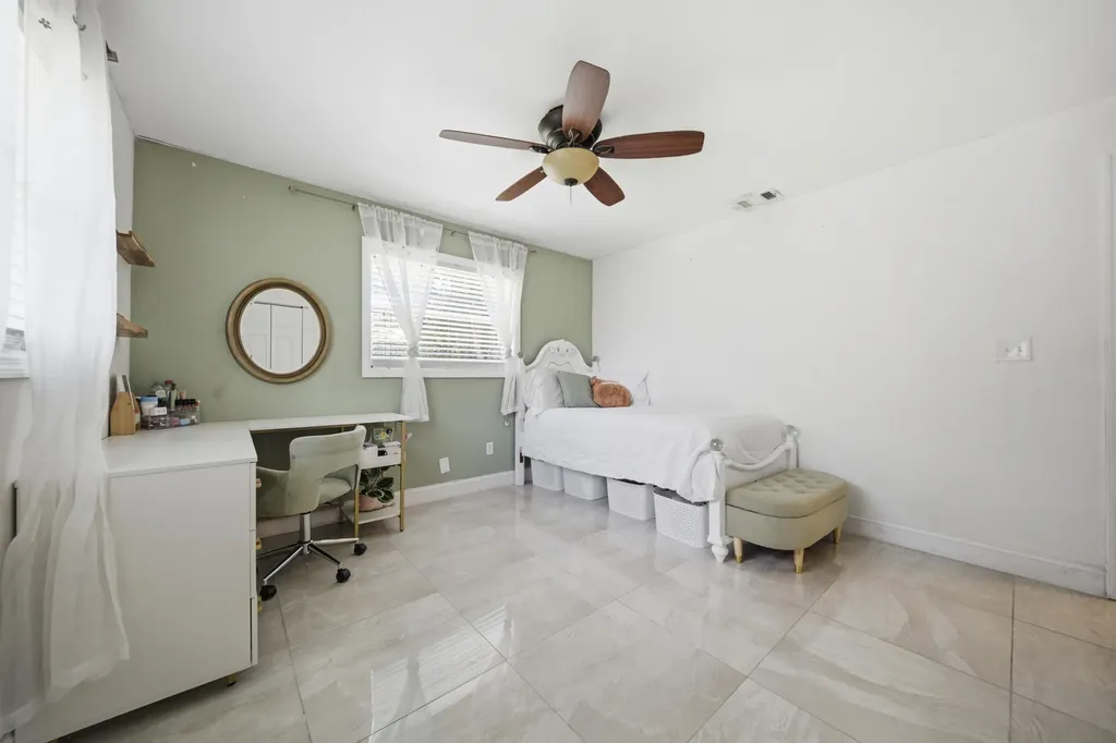 2651 NW 107th Avenue Coral Springs FL 33065