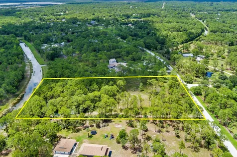 00000 Caloosa Boulevard West Palm Beach FL 33418
