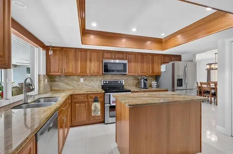 1940 SW 73rd Avenue Plantation FL 33317