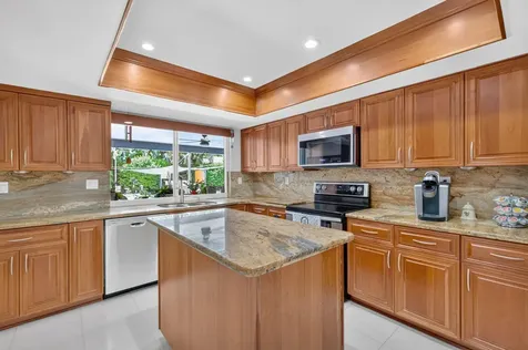 1940 SW 73rd Avenue Plantation FL 33317
