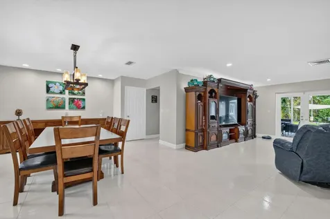 1940 SW 73rd Avenue Plantation FL 33317