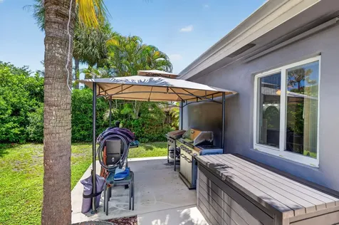 1940 SW 73rd Avenue Plantation FL 33317