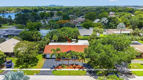 1940 SW 73rd Avenue Plantation FL 33317