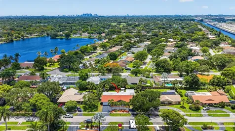 1940 SW 73rd Avenue Plantation FL 33317