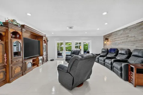 1940 SW 73rd Avenue Plantation FL 33317