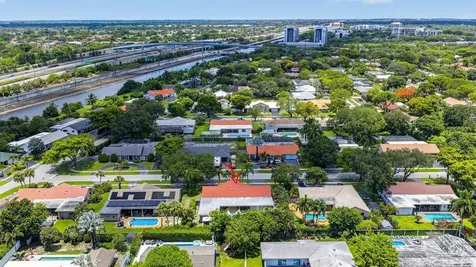 1940 SW 73rd Avenue Plantation FL 33317