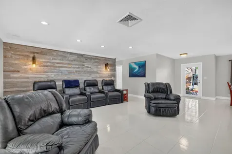 1940 SW 73rd Avenue Plantation FL 33317