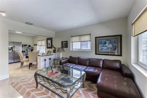 1676 NE 40th Street Oakland Park FL 33334