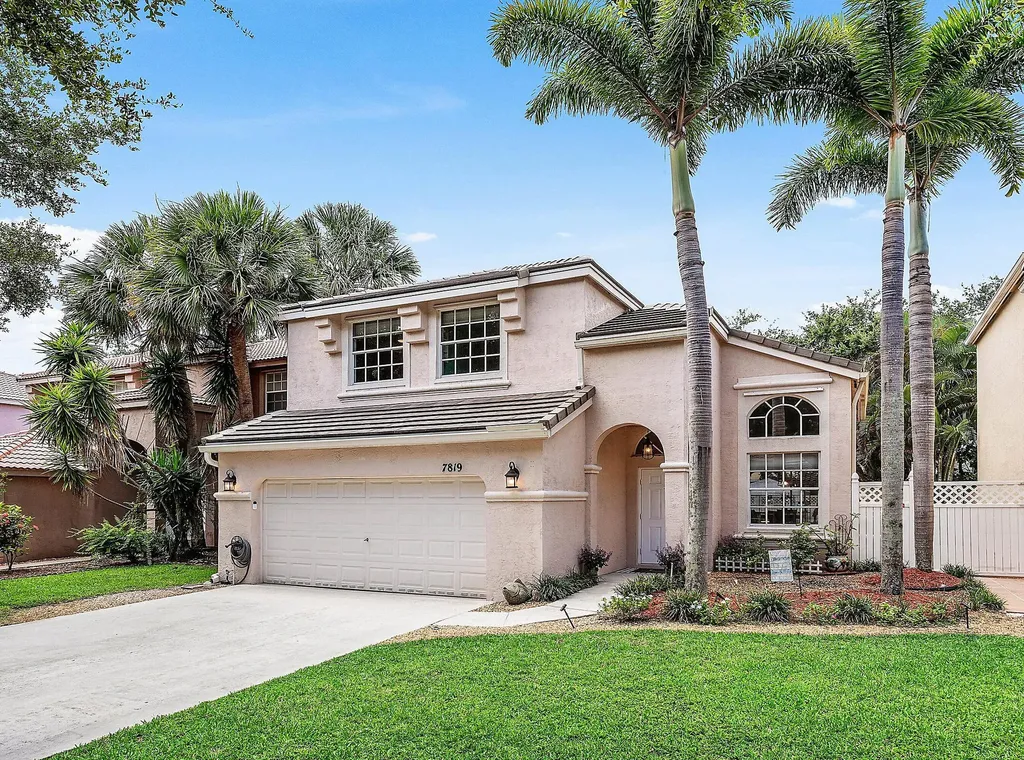 7819 Oak Grove Circle Lake Worth FL 33467