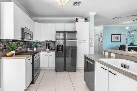7819 Oak Grove Circle Lake Worth FL 33467