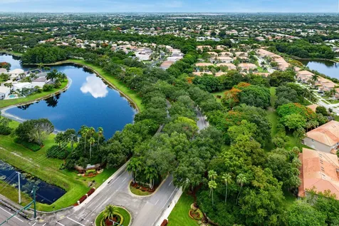 7819 Oak Grove Circle Lake Worth FL 33467