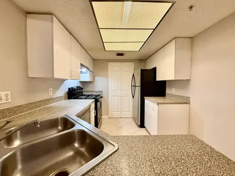 5065 Wiles Road Coconut Creek FL 33073