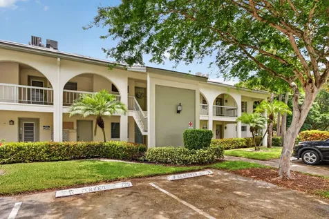 1211 Bahama Bend Coconut Creek FL 33066