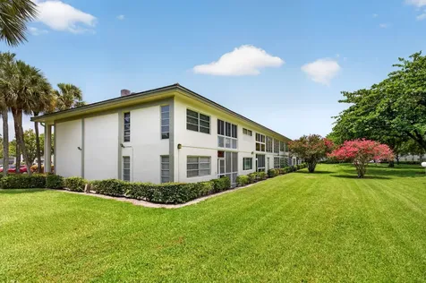 1211 Bahama Bend Coconut Creek FL 33066